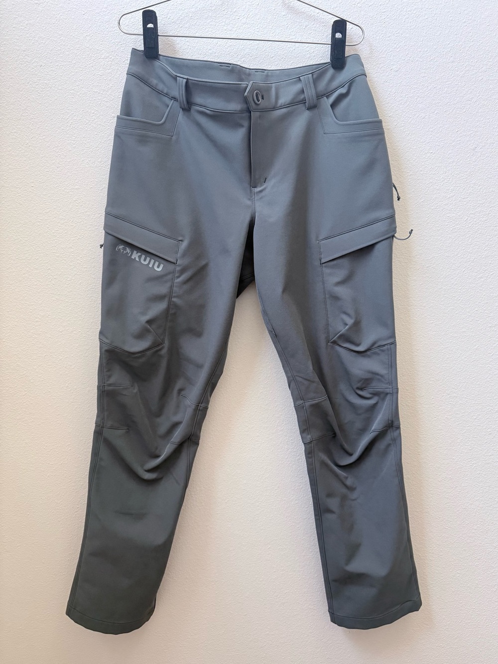 KUIU Women's Gray Attack Technical Cargo Pants